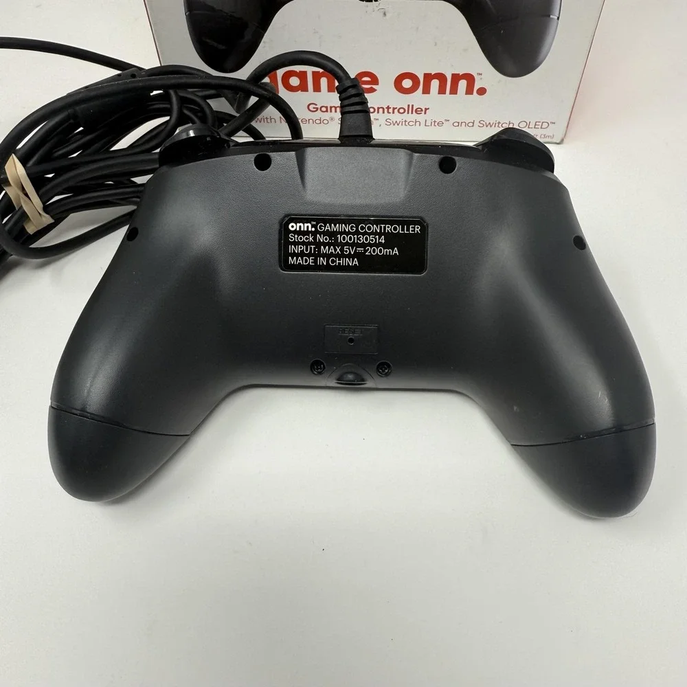 Onn Game Controller Nintendo Switch Switch Lite OLED Wired 10ft Black Gamepad